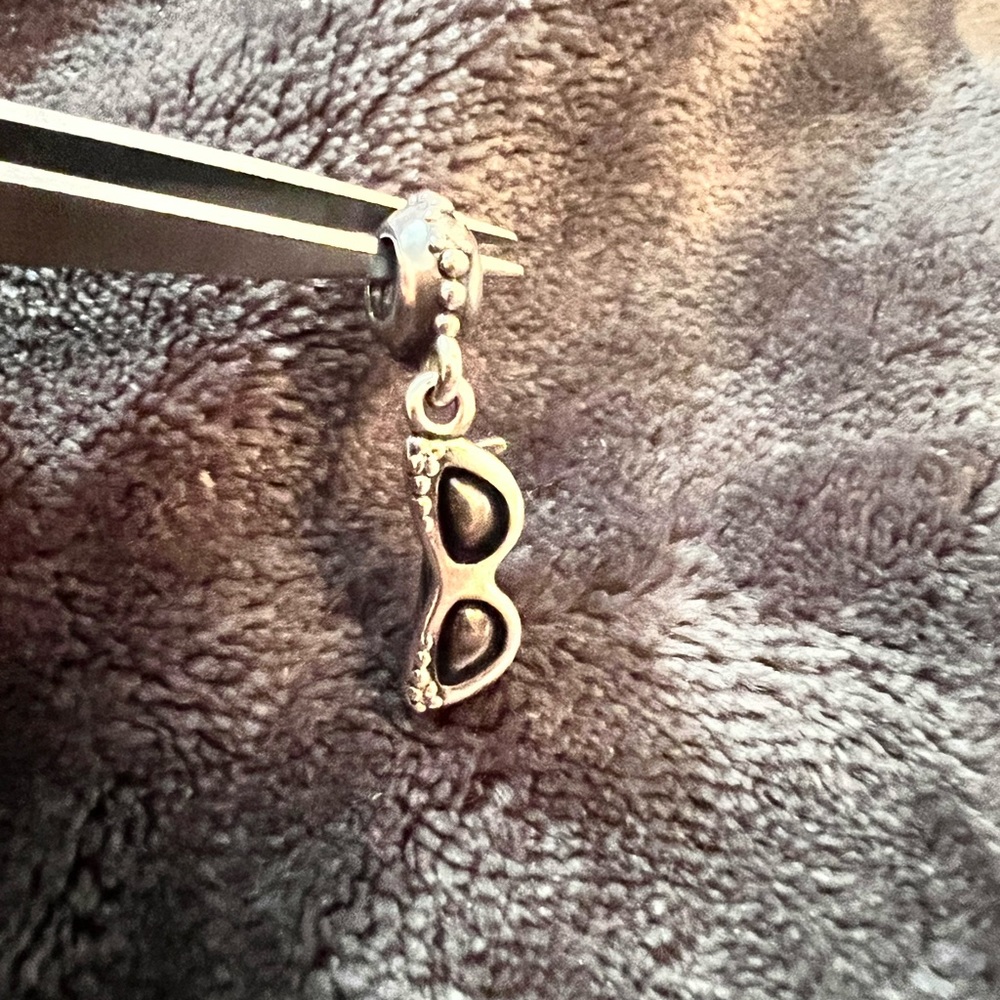 Pandora Sunshine Diva Sunglasses Hanging Charm